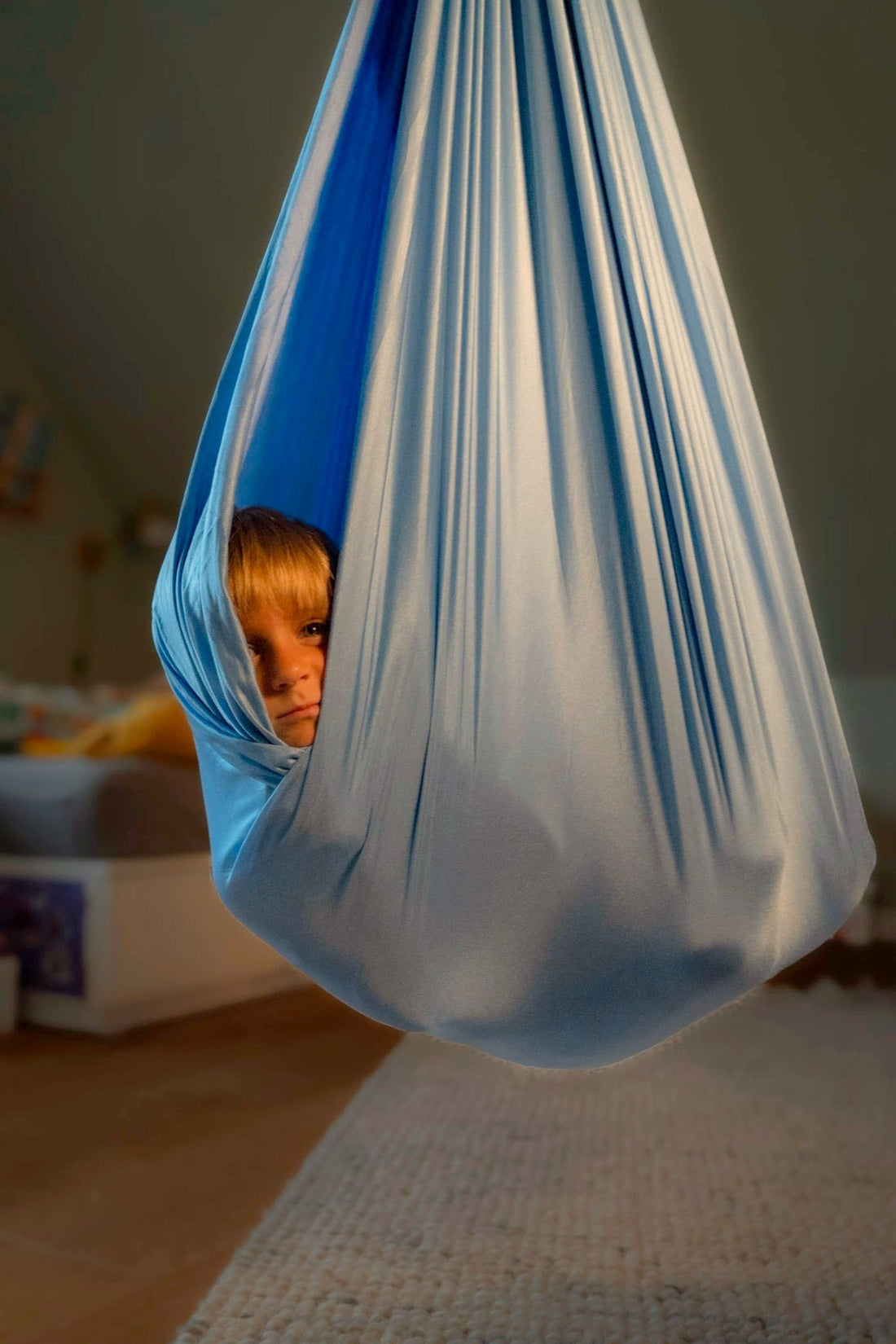 Nubbli Therapieschaukel – weicher, hautfreundlicher Stoff in Airy Blue