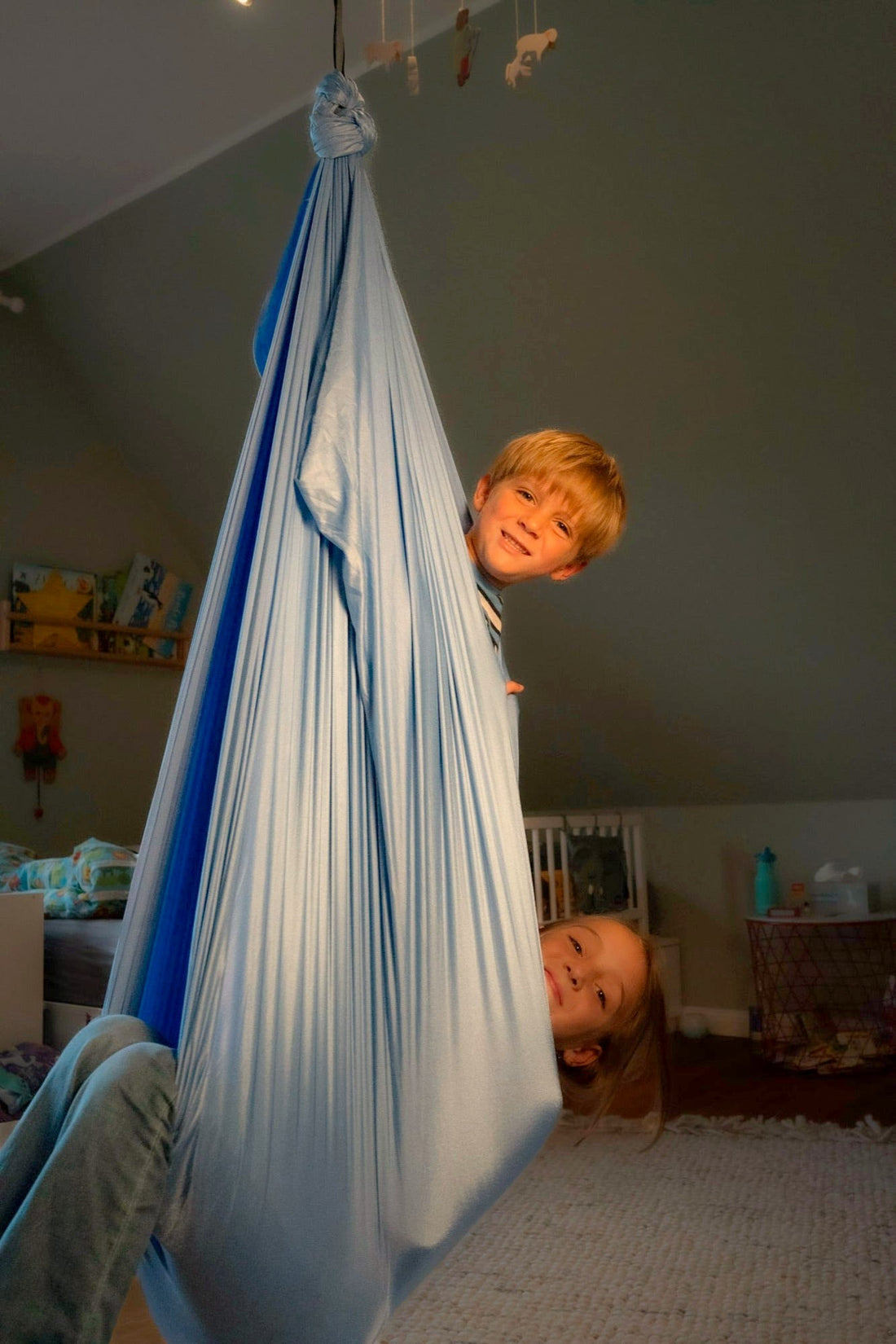 Nubbli Therapieschaukel in Airy Blue